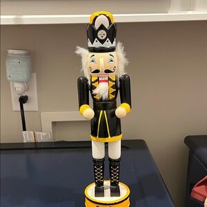 Forever Collectibles Steelers Black and Gold Nutcracker Sculpture
